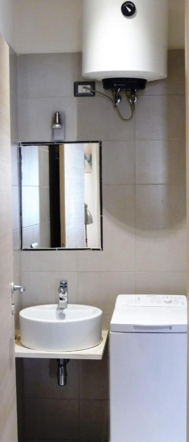 Apt Is Fradis Cagliari Bagian luar foto