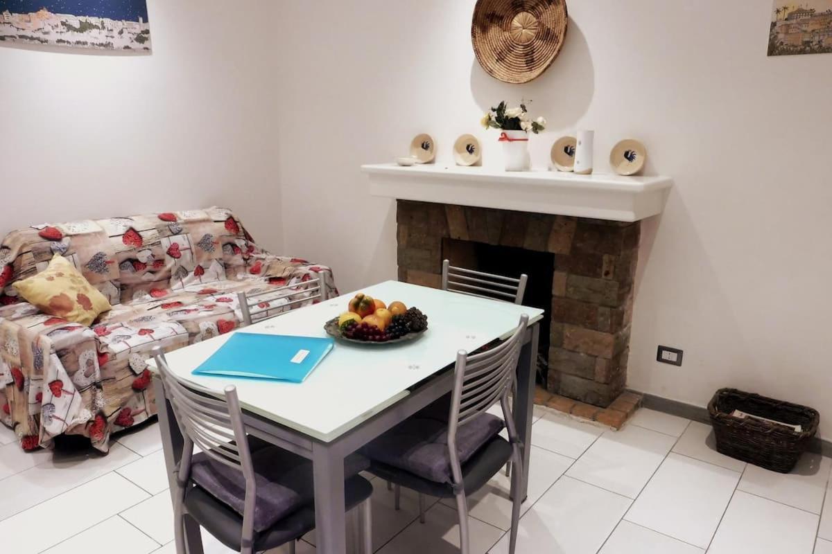 Apt Is Fradis Cagliari Bagian luar foto