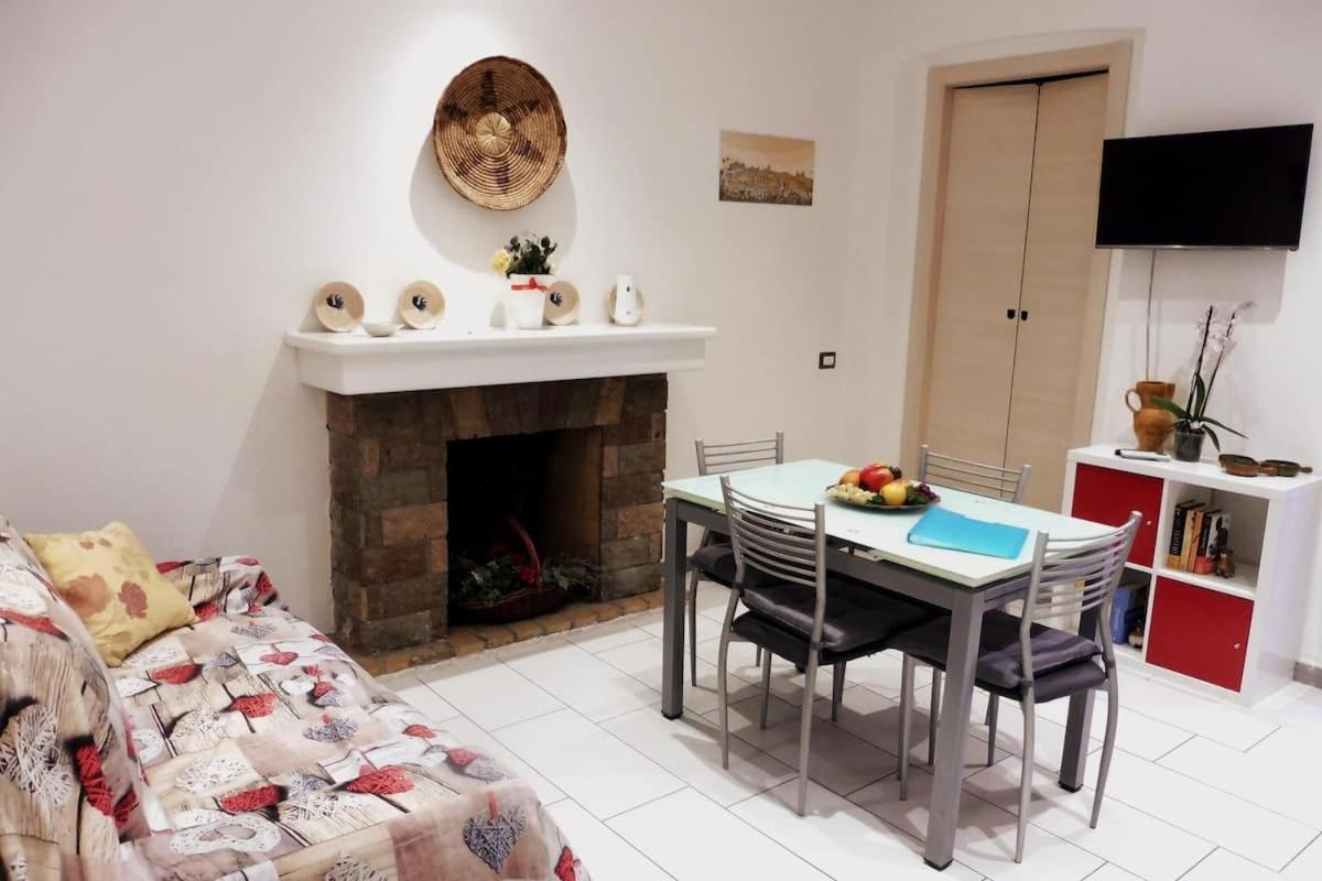 Apt Is Fradis Cagliari Bagian luar foto