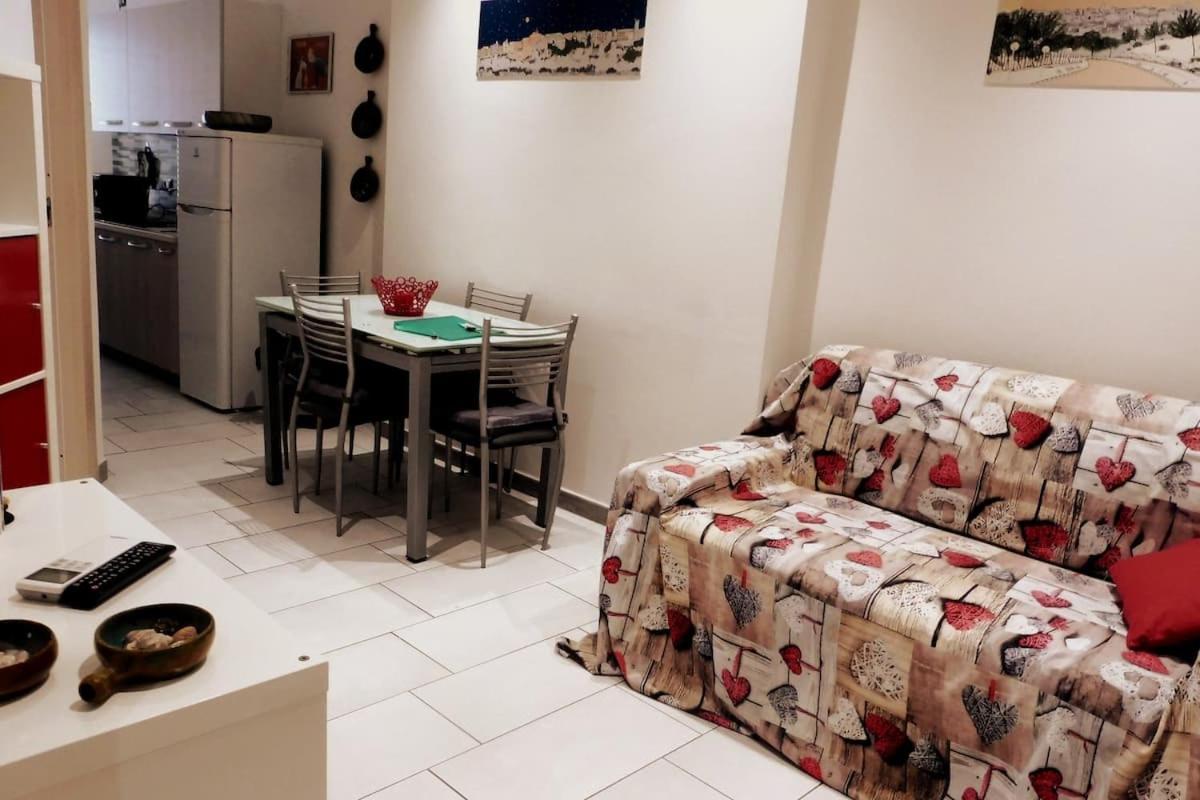 Apt Is Fradis Cagliari Bagian luar foto