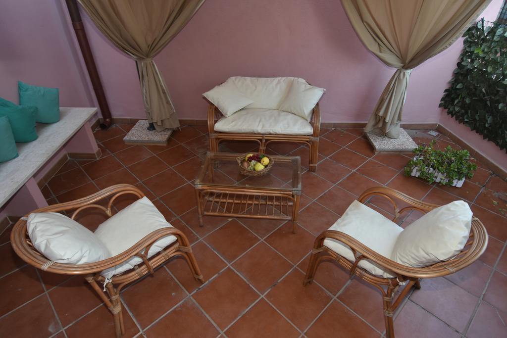 Apt Is Fradis Cagliari Bagian luar foto